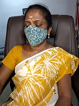 Snapshot of umashreetamil chatting on March 9, 2026, 2:15 am umashreetamil online show from March 9, 2026, 2:15 am