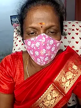 Snapshot of umashreetamil chatting on March 21, 2026, 9:25 am umashreetamil online show from March 21, 2026, 9:25 am