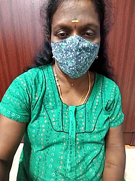 Snapshot of umashreetamil chatting on April 16, 2026, 5:36 pm umashreetamil online show from April 16, 2026, 5:36 pm