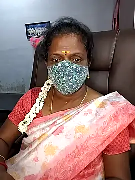 Snapshot of umashreetamil chatting on March 13, 2026, 5:51 pm umashreetamil online show from March 13, 2026, 5:51 pm