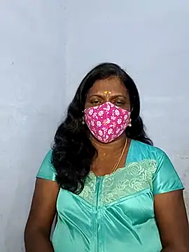 Snapshot of umashreetamil chatting on December 5, 2025, 4:49 pm umashreetamil online show from December 5, 2025, 4:49 pm