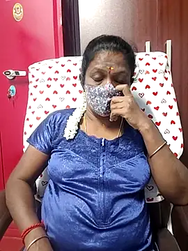 Snapshot of umashreetamil chatting on March 19, 2026, 7:25 pm umashreetamil online show from March 19, 2026, 7:25 pm