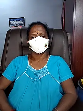 Snapshot of umashreetamil chatting on March 26, 2026, 10:02 am umashreetamil online show from March 26, 2026, 10:02 am