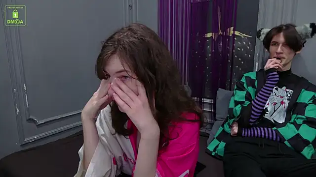 ViviaraNGendy online show from September 17, 2025, 10:28 am