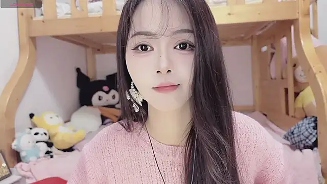 Snapshot of Sue101010 chatting on October 25, 2025, 1:12 pm Sue101010 online show from October 25, 2025, 1:12 pm