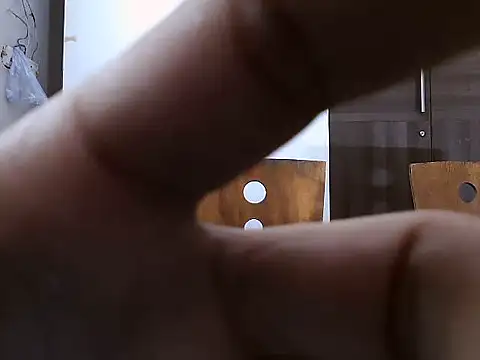 Snapshot of Queen_Pari87 chatting on November 5, 2025, 1:47 pm Queen Pari87 online show from November 5, 2025, 1:47 pm