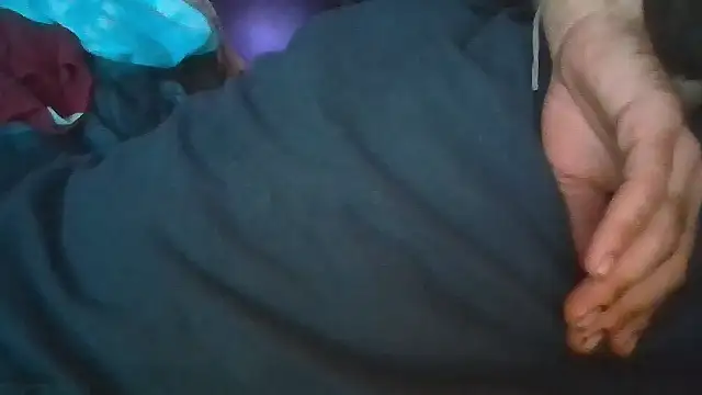 Snapshot of hungspundick1 chatting on November 4, 2025, 11:47 am hungspundick1 online show from November 4, 2025, 11:47 am