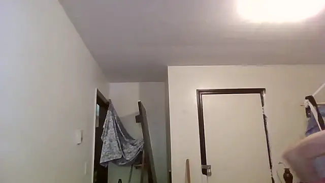 Snapshot of hungspundick1 chatting on November 5, 2025, 4:10 pm hungspundick1 online show from November 5, 2025, 4:10 pm