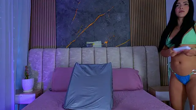 Snapshot of mia_scot chatting on March 14, 2026, 12:00 pm mia scot online show from March 14, 2026, 12:00 pm