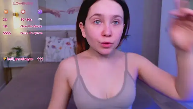 Lina Glow online show from March 27, 2026, 8:26 am