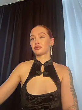 Snapshot of LittleFox___ chatting on July 9, 2026, 6:47 am LittleFox online show from July 9, 2026, 6:47 am