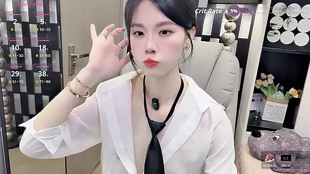 Snapshot of Yueyue-MM chatting on April 30, 2026, 12:56 pm Yueyue-MM online show from April 30, 2026, 12:56 pm