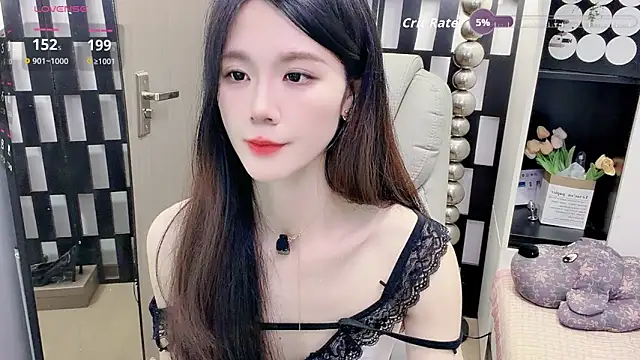 Snapshot of Yueyue-MM chatting on April 25, 2026, 1:25 pm Yueyue-MM online show from April 25, 2026, 1:25 pm