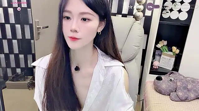 Snapshot of Yueyue-MM chatting on May 28, 2026, 2:08 am Yueyue-MM online show from May 28, 2026, 2:08 am