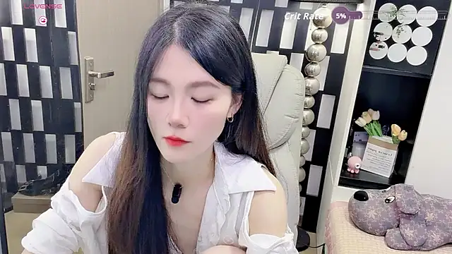 Snapshot of Yueyue-MM chatting on May 28, 2026, 2:12 pm Yueyue-MM online show from May 28, 2026, 2:12 pm