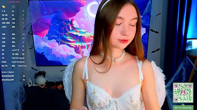 ElfredaTupy online show from November 16, 2025, 7:07 pm