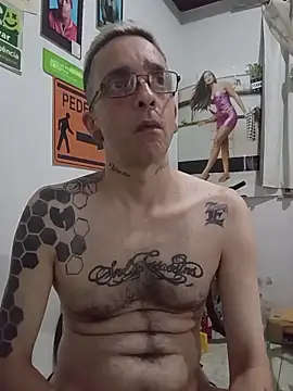 dinho carioca online show from February 15, 2026, 4:35 am