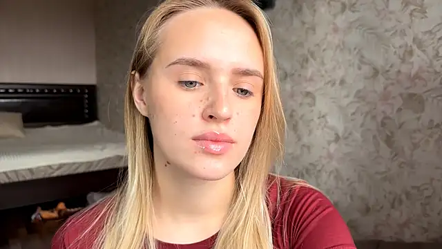Snapshot of ElisabetLorney chatting on October 18, 2025, 8:05 am ElisabetLorney online show from October 18, 2025, 8:05 am