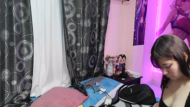 Zulema R1 online show from March 4, 2026, 11:12 pm