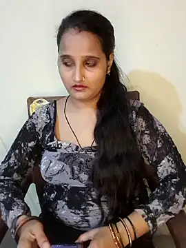 Minu love online show from September 9, 2025, 6:50 pm