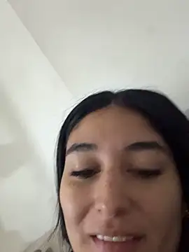 Snapshot of Scarlett_12 chatting on September 15, 2025, 11:43 am Scarlett 12 online show from September 15, 2025, 11:43 am