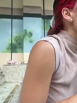 Scarlett 12 online show from March 26, 2026, 11:19 am