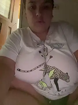 Snapshot of bruna438 chatting on May 7, 2026, 1:25 pm bruna438 online show from May 7, 2026, 1:25 pm