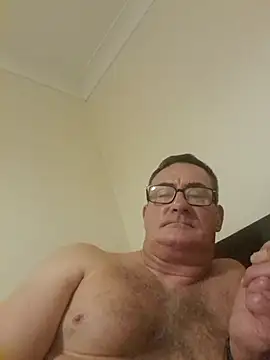 Snapshot of goldenman59 chatting on October 11, 2025, 10:33 pm goldenman59 online show from October 11, 2025, 10:33 pm