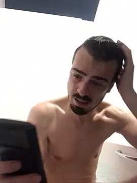 Snapshot of jaycoy22 chatting on January 17, 2026, 2:53 pm jaycoy22 online show from January 17, 2026, 2:53 pm