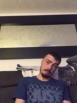 Snapshot of jaycoy22 chatting on February 3, 2026, 6:13 pm jaycoy22 online show from February 3, 2026, 6:13 pm