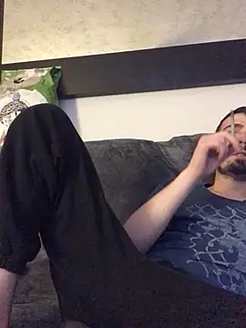 Snapshot of jaycoy22 chatting on January 13, 2026, 4:22 pm jaycoy22 online show from January 13, 2026, 4:22 pm