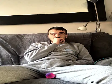 Snapshot of jaycoy22 chatting on January 7, 2026, 1:49 pm jaycoy22 online show from January 7, 2026, 1:49 pm