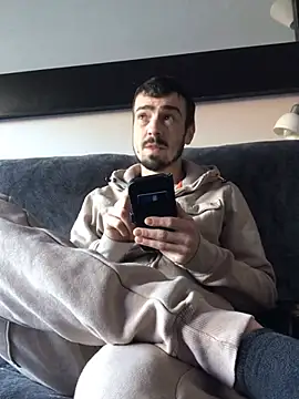 Snapshot of jaycoy22 chatting on January 10, 2026, 11:16 am jaycoy22 online show from January 10, 2026, 11:16 am