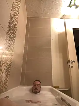 Snapshot of jaycoy22 chatting on October 3, 2025, 1:56 pm jaycoy22 online show from October 3, 2025, 1:56 pm