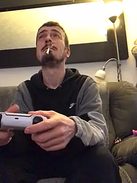 Snapshot of jaycoy22 chatting on January 5, 2026, 6:00 pm jaycoy22 online show from January 5, 2026, 6:00 pm