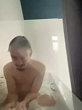 Snapshot of jaycoy22 chatting on January 16, 2026, 1:26 pm jaycoy22 online show from January 16, 2026, 1:26 pm