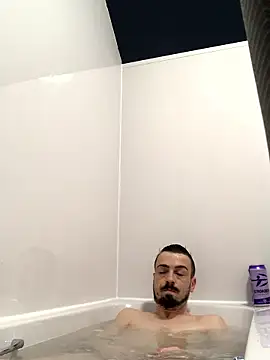 Snapshot of jaycoy22 chatting on February 15, 2026, 9:58 pm jaycoy22 online show from February 15, 2026, 9:58 pm