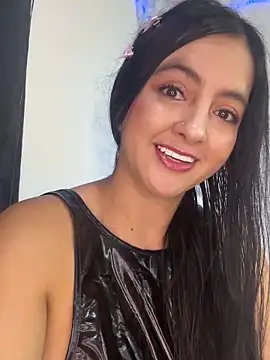 Snapshot of salo-rousee chatting on December 18, 2025, 6:45 pm salo-rousee online show from December 18, 2025, 6:45 pm