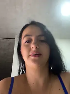 Snapshot of salo-rousee chatting on December 16, 2025, 8:24 pm salo-rousee online show from December 16, 2025, 8:24 pm