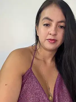 Snapshot of salo-rousee chatting on March 13, 2026, 1:54 am salo-rousee online show from March 13, 2026, 1:54 am