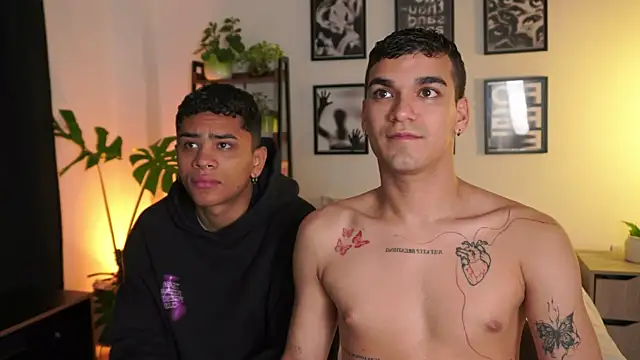 Snapshot of EROS_AND_ALAN chatting on September 16, 2025, 5:30 am EROS AND ALAN online show from September 16, 2025, 5:30 am