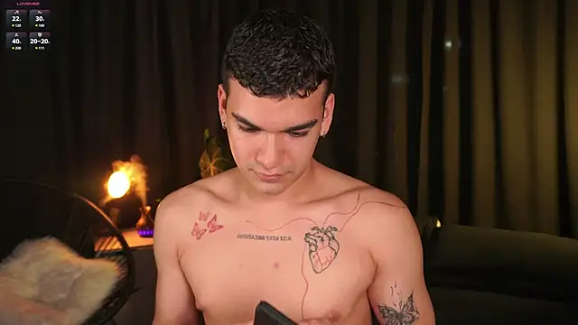 Snapshot of EROS_AND_ALAN chatting on November 18, 2025, 2:38 am EROS AND ALAN online show from November 18, 2025, 2:38 am