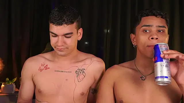 Snapshot of EROS_AND_ALAN chatting on November 14, 2025, 2:04 am EROS AND ALAN online show from November 14, 2025, 2:04 am