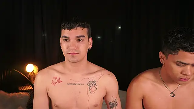 Snapshot of EROS_AND_ALAN chatting on November 15, 2025, 3:21 am EROS AND ALAN online show from November 15, 2025, 3:21 am