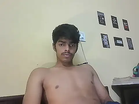 Snapshot of monster_33 chatting on June 12, 2026, 8:01 am monster 33 online show from June 12, 2026, 8:01 am