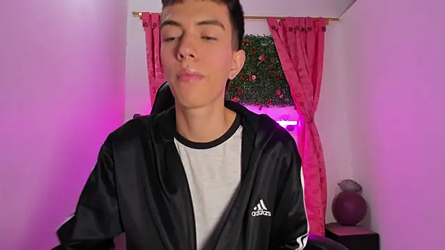 dylan 202520  online show from September 30, 2025, 11:38 am