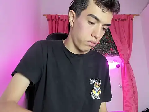 dylan 202520  online show from September 22, 2025, 11:27 am