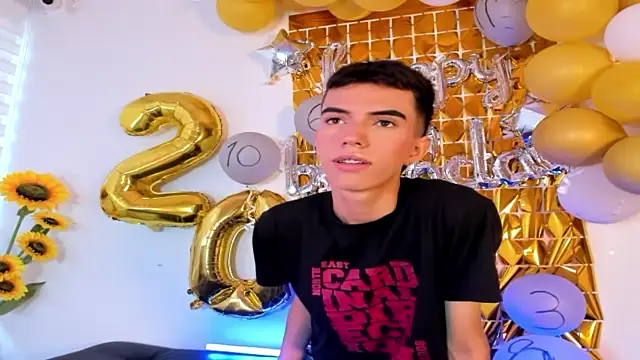 dylan 202520  online show from September 26, 2025, 11:39 am