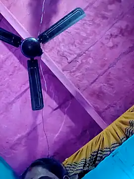 Pooja750 online show from October 19, 2025, 10:12 pm