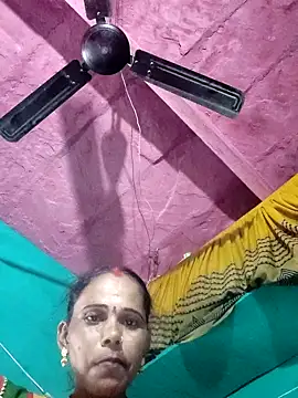 Pooja750 online show from October 25, 2025, 9:41 am